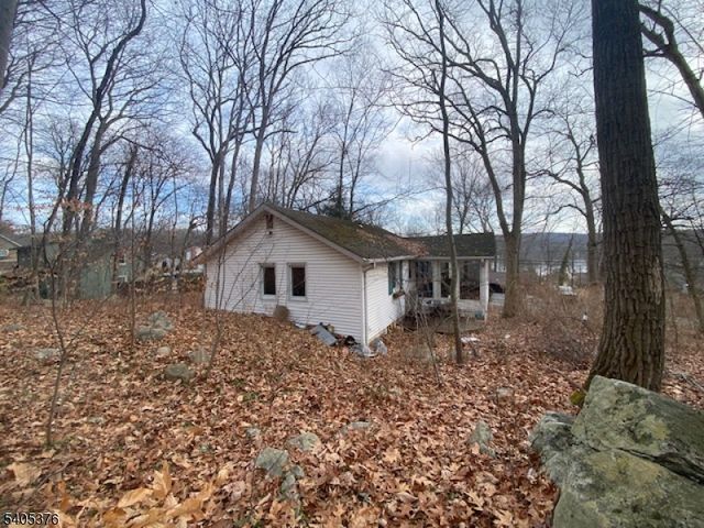 73 W Shawnee Trl, Jefferson Twp., NJ 07885