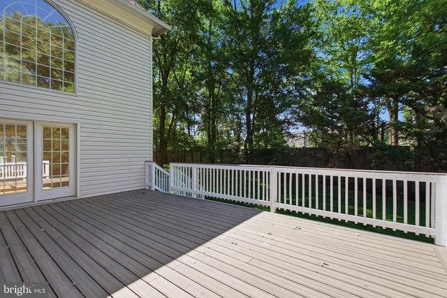 9395 WOLF TRAP CREEK CT, Great Falls, VA 22066