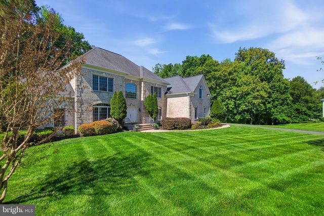 9395 WOLF TRAP CREEK CT, Great Falls, VA 22066
