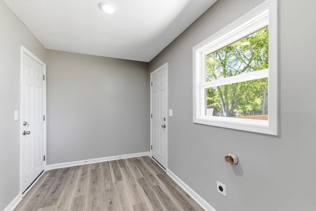 1307 Diana St, Murfreesboro, TN 37130