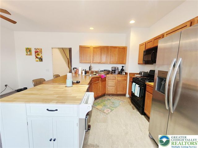 8517 Gateway Road, Upper Macungie Twp, PA 18031