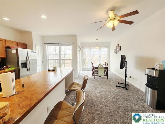 8517 Gateway Road, Upper Macungie Twp, PA 18031