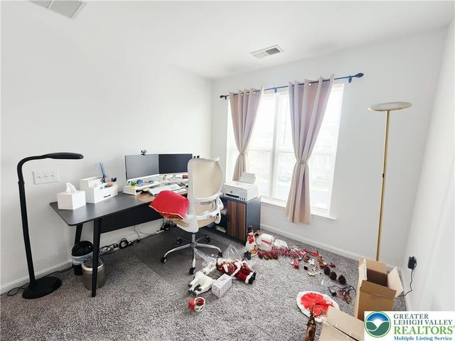 8517 Gateway Road, Upper Macungie Twp, PA 18031