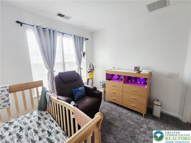 8517 Gateway Road, Upper Macungie Twp, PA 18031