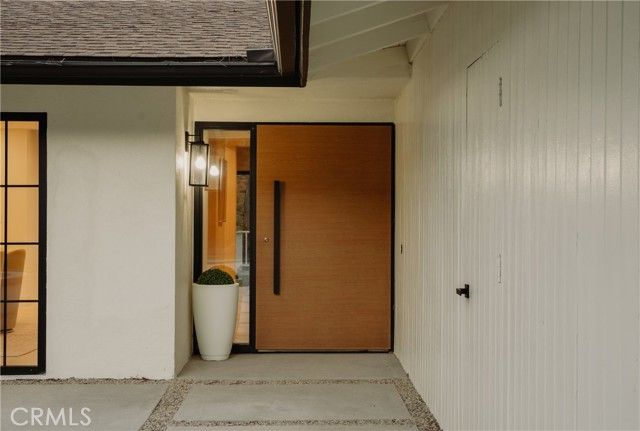 10141 Overhill Drive, Tustin, CA 92705