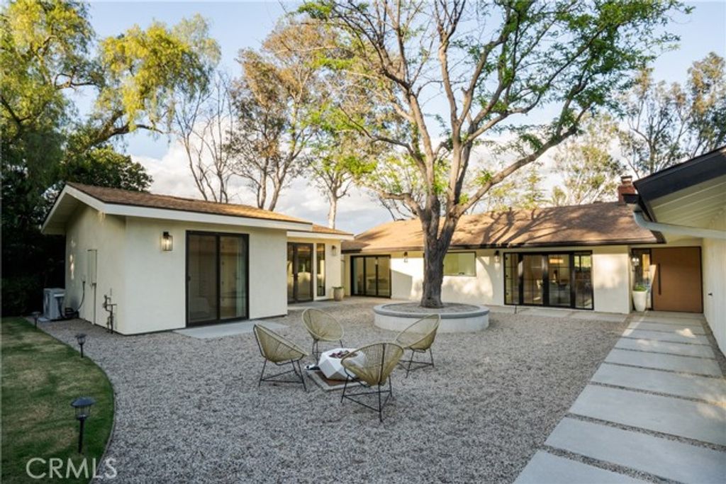 10141 Overhill Drive, Tustin, CA 92705