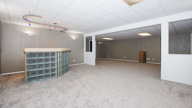 8 Rock Garden Court 1, Bloomington, IL 61704