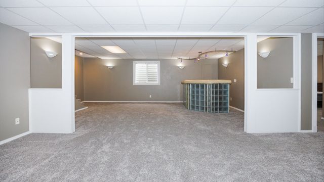 8 Rock Garden Court 1, Bloomington, IL 61704