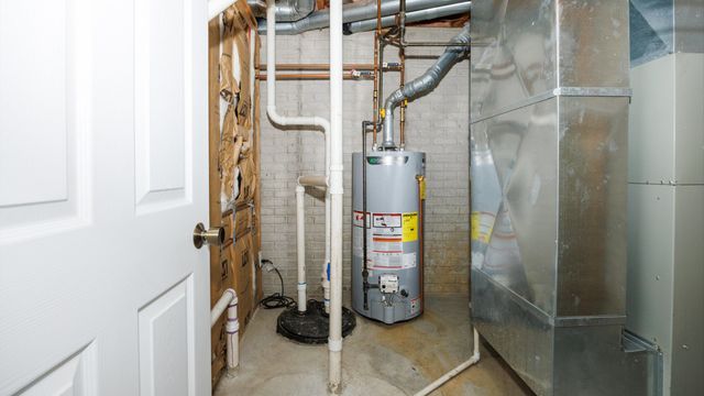 8 Rock Garden Court 1, Bloomington, IL 61704