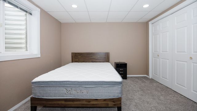 8 Rock Garden Court 1, Bloomington, IL 61704