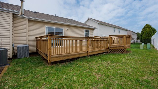 8 Rock Garden Court 1, Bloomington, IL 61704