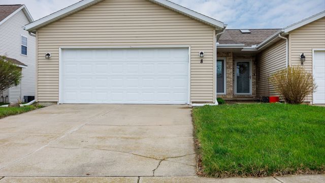 8 Rock Garden Court 1, Bloomington, IL 61704