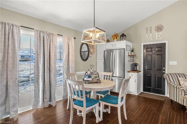 12 Braxton Lane, Thomasville, NC 27360