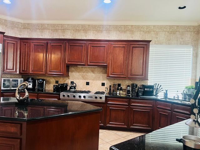 4114 Fisher Lake Drive, Richmond, TX 77406