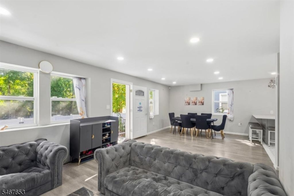 15 Chelsea Ave, East Orange City, NJ 07018 — photo 5