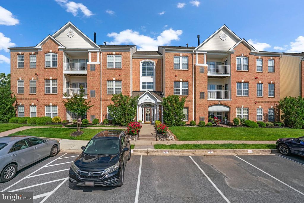 5458 GLENTHORNE CT #5458, Baltimore, MD 21237