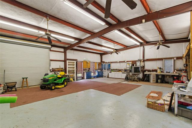 36301 Fm 149 Road, Pinehurst, TX 77362