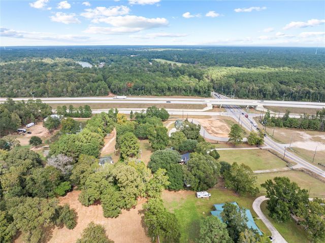36301 Fm 149 Road, Pinehurst, TX 77362