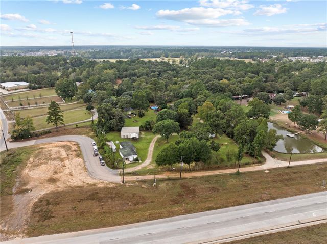 36301 Fm 149 Road, Pinehurst, TX 77362