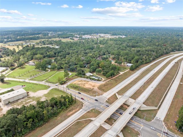 36301 Fm 149 Road, Pinehurst, TX 77362