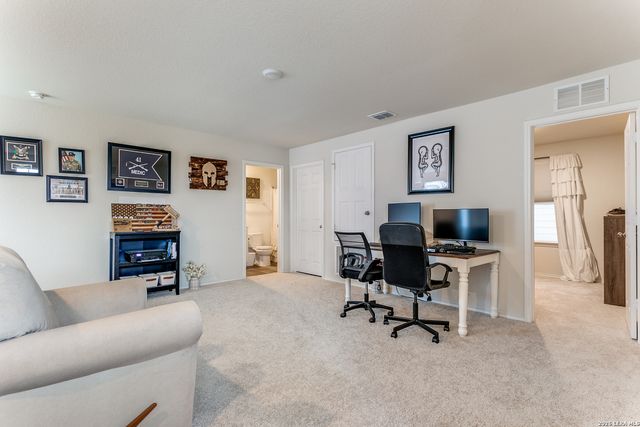 6231 Fieldrun, San Antonio, TX 78218