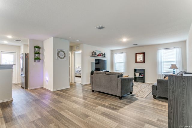 6231 Fieldrun, San Antonio, TX 78218