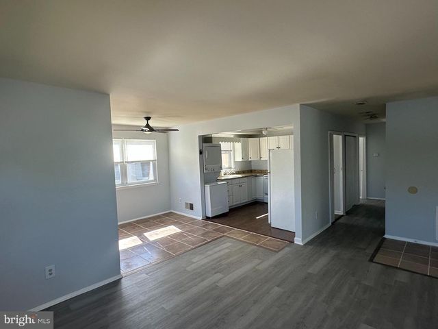 24--6 FLORENCE TOLLGATE PL, Burlington, NJ 08016