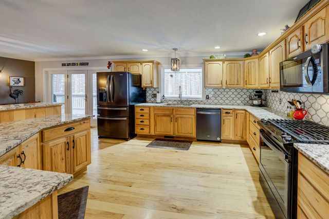 16355 Hunt Club Road, Lake Ann, MI 49650