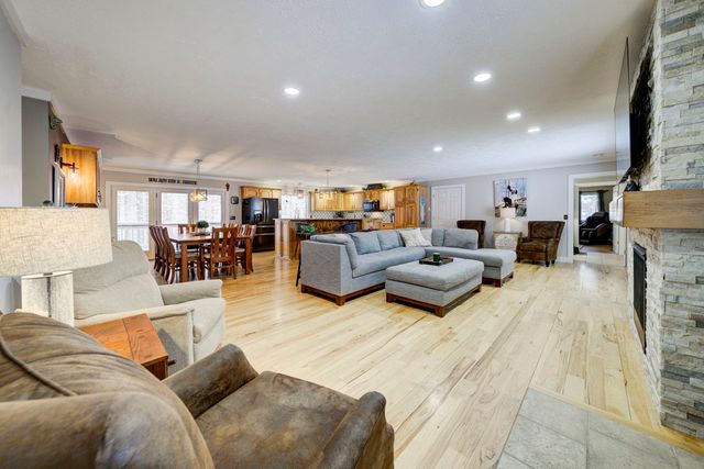 16355 Hunt Club Road, Lake Ann, MI 49650