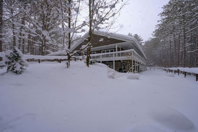 16355 Hunt Club Road, Lake Ann, MI 49650