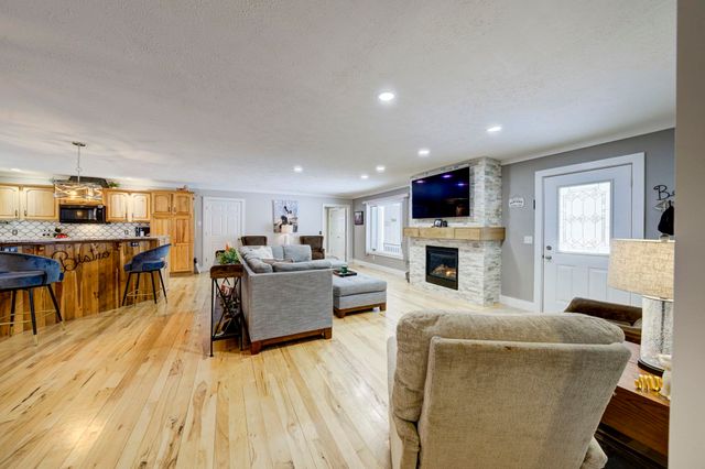 16355 Hunt Club Road, Lake Ann, MI 49650