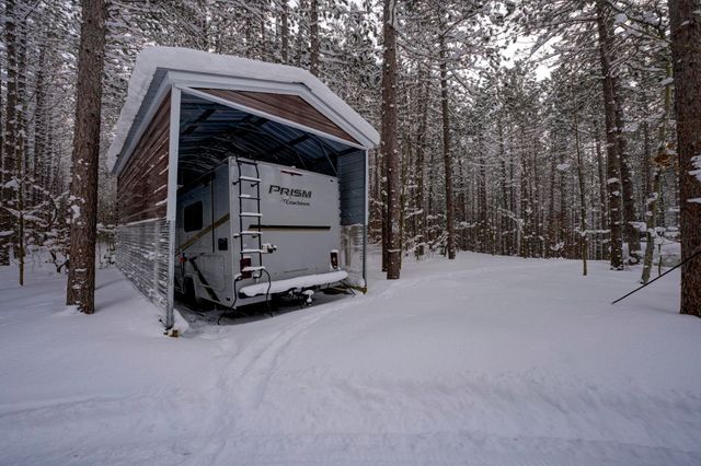 16355 Hunt Club Road, Lake Ann, MI 49650