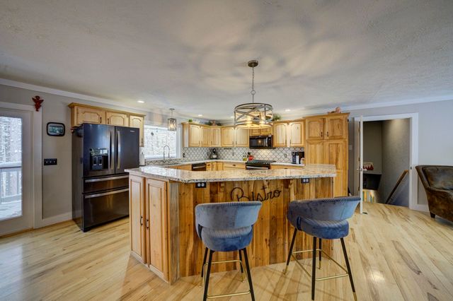 16355 Hunt Club Road, Lake Ann, MI 49650