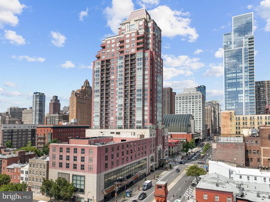 440 S BROAD ST #2206 & 2204, PHILADELPHIA, PA 19146 — exterior
