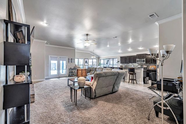 811 E 97th Ct, Odessa, TX 79765