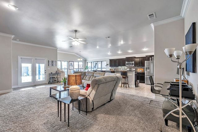 811 E 97th Ct, Odessa, TX 79765