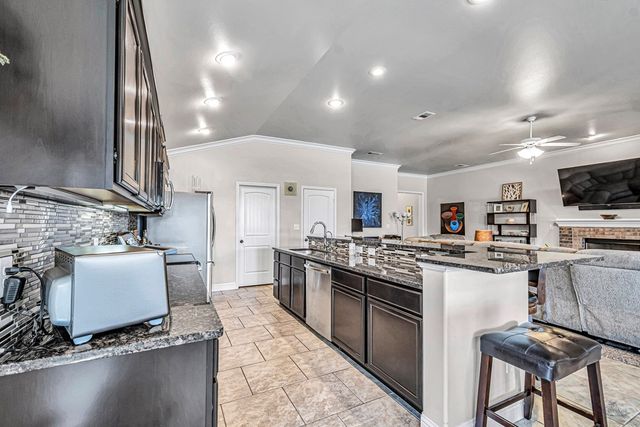 811 E 97th Ct, Odessa, TX 79765