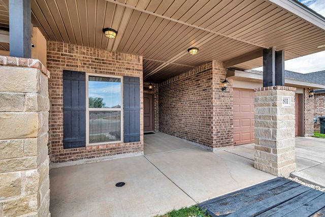 811 E 97th Ct, Odessa, TX 79765