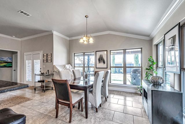 811 E 97th Ct, Odessa, TX 79765