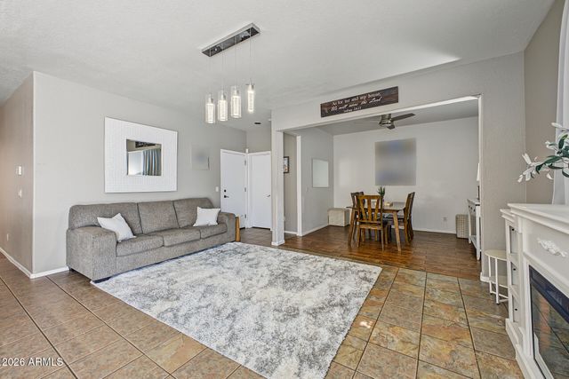 25747 W LYNNE Lane, Buckeye, AZ 85326