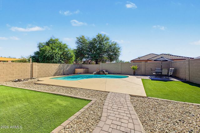 25747 W LYNNE Lane, Buckeye, AZ 85326