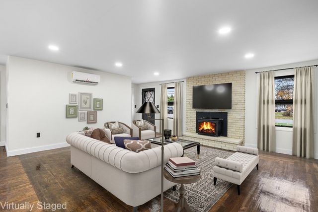 195 Barney Ave, Rehoboth, MA 02769