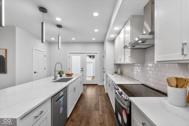 220 Eastern Avenue, Indianapolis, IN 46201