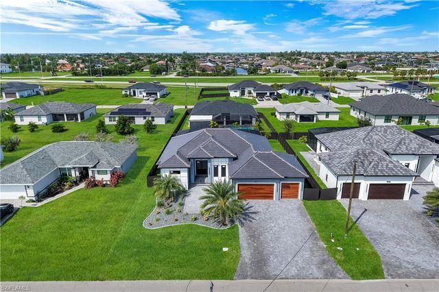 346 31st AVE, Cape Coral, FL 33991