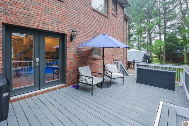 16 Greenwood Place, Paducah, KY 42003