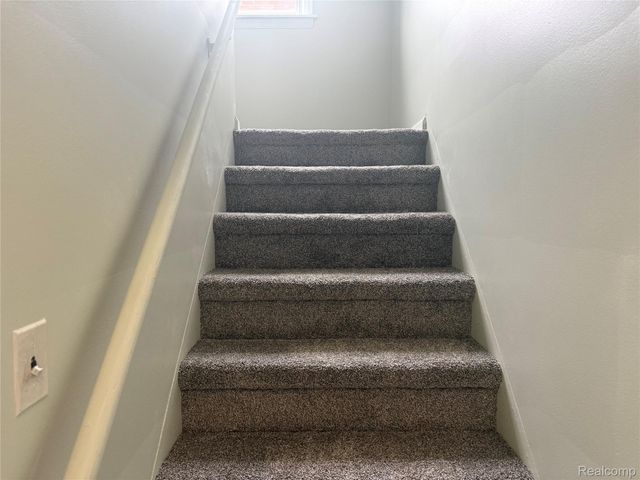 24840 Dunning Street, Dearborn, MI 48124