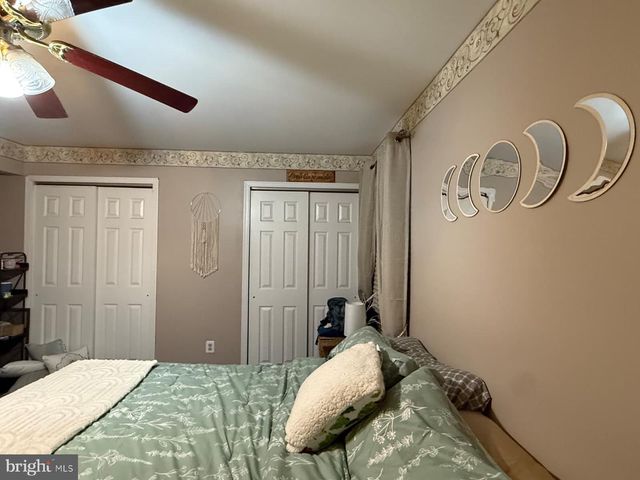 4 BELMONT CT, Sicklerville, NJ 08081