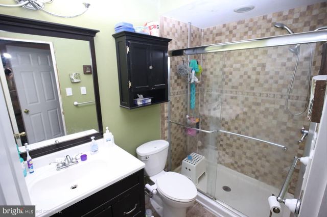 4 BELMONT CT, Sicklerville, NJ 08081