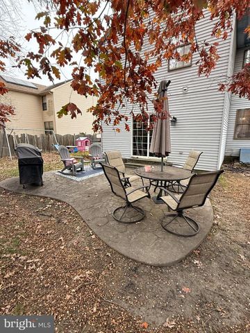 4 BELMONT CT, Sicklerville, NJ 08081