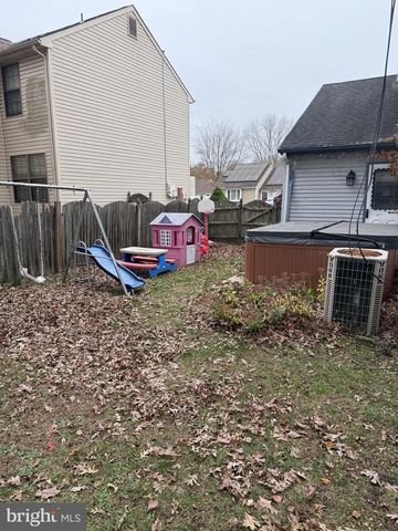 4 BELMONT CT, Sicklerville, NJ 08081